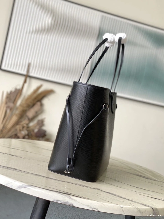 WIS NEVERFULL MM-31*28*14cm VUITTON LOUIS 1222